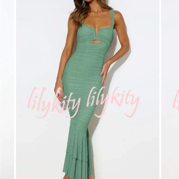 High Waist Pleated Mermaid Dress - Picture 2 of 2